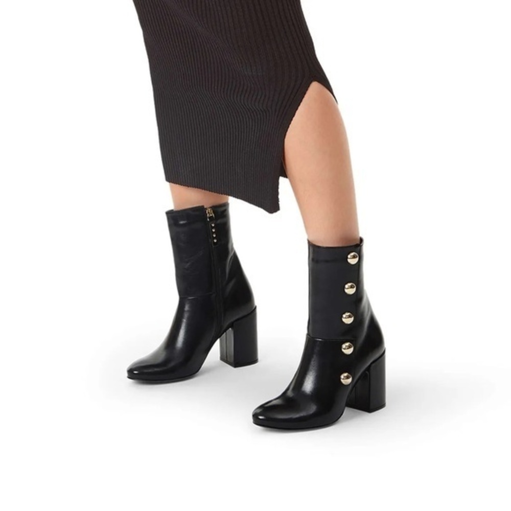 Carvela Kurt Geiger Black Leather Studded boots Size 39